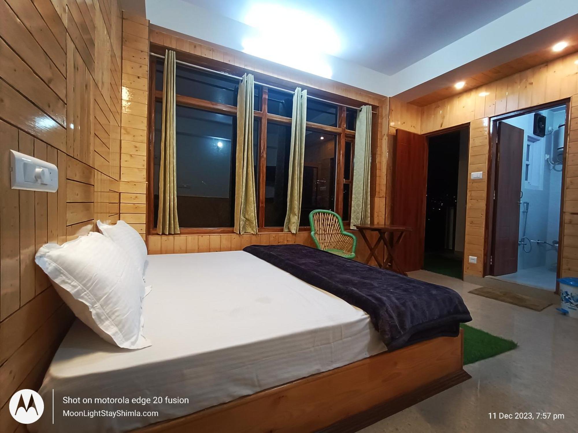 The Moonlight Stay - Shimla Oda fotoğraf